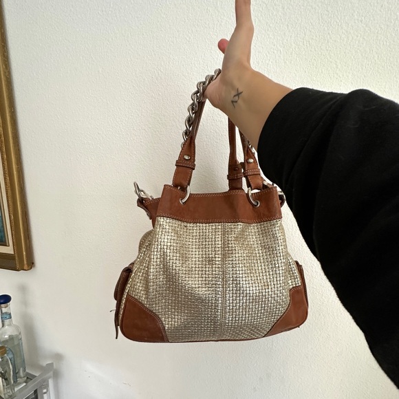 Leather Shoulder Bag - Picture 9 of 9